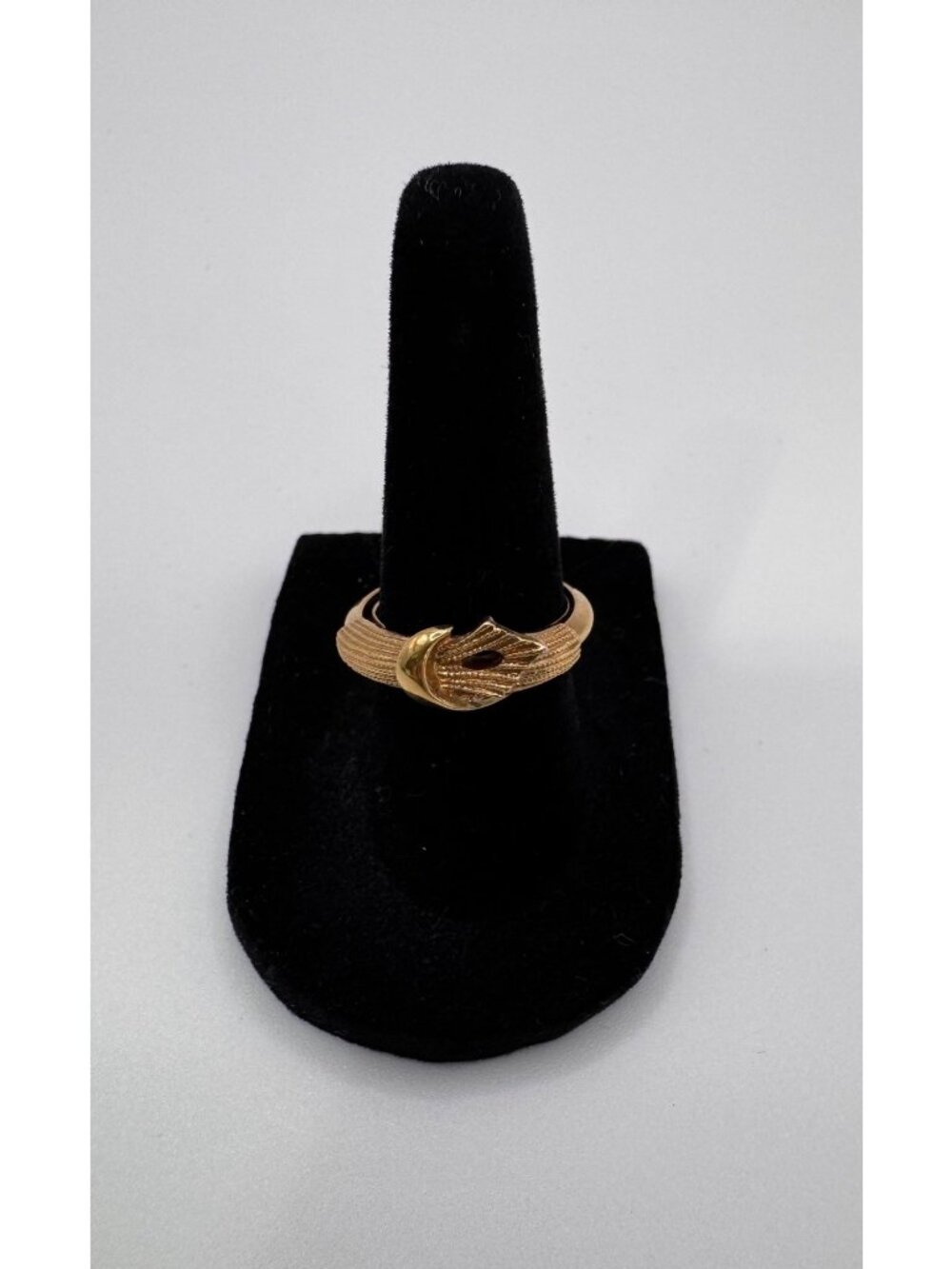 Avon Gold Tone Buckle Wrap Ring Textured Vintage Signed Size 7